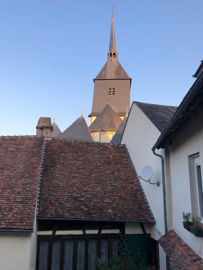 Le Grand Appartement - 90m2- 2 chb , 1 mezzanine - 6pers Romorantin-Lanthenay Exterior foto